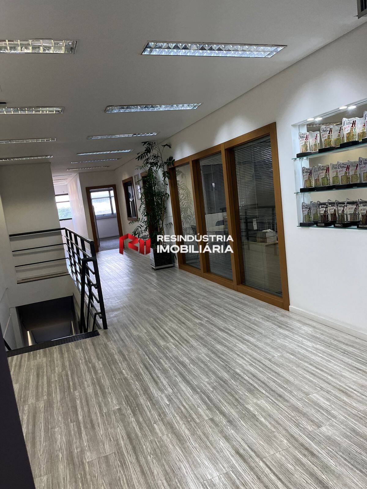 Depósito-Galpão-Armazém à venda, 1074m² - Foto 25