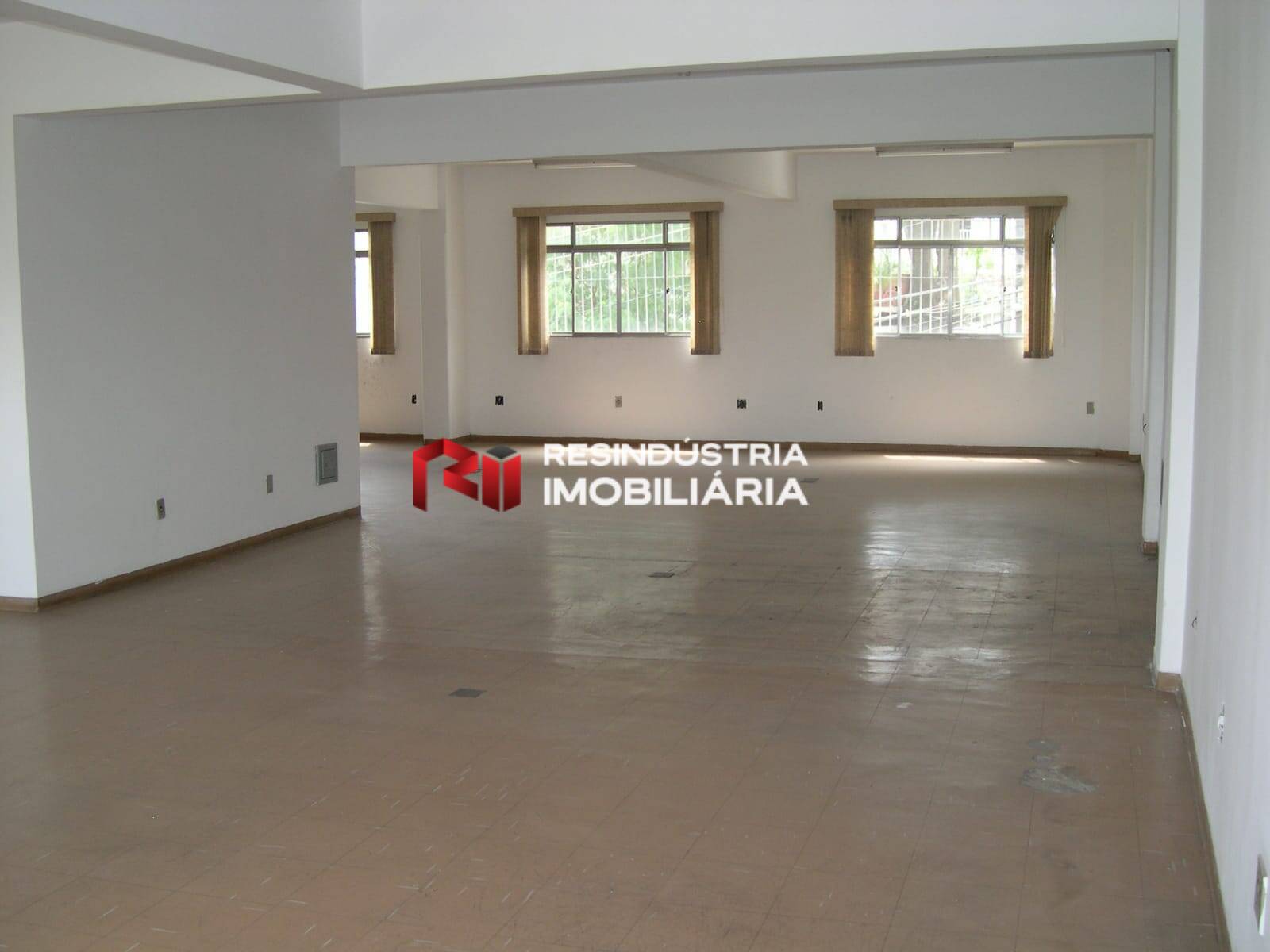 Prédio Inteiro para alugar, 1174m² - Foto 10