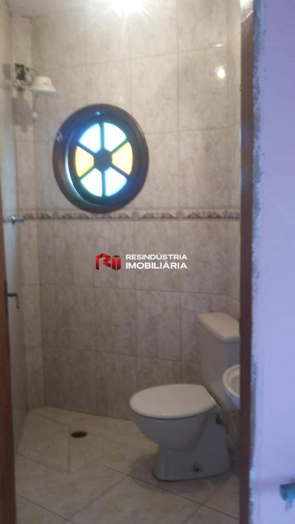 Sobrado à venda e aluguel com 2 quartos, 210m² - Foto 15