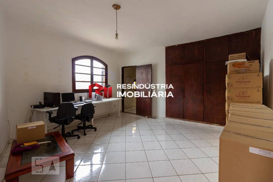 Sobrado à venda e aluguel com 2 quartos, 210m² - Foto 29