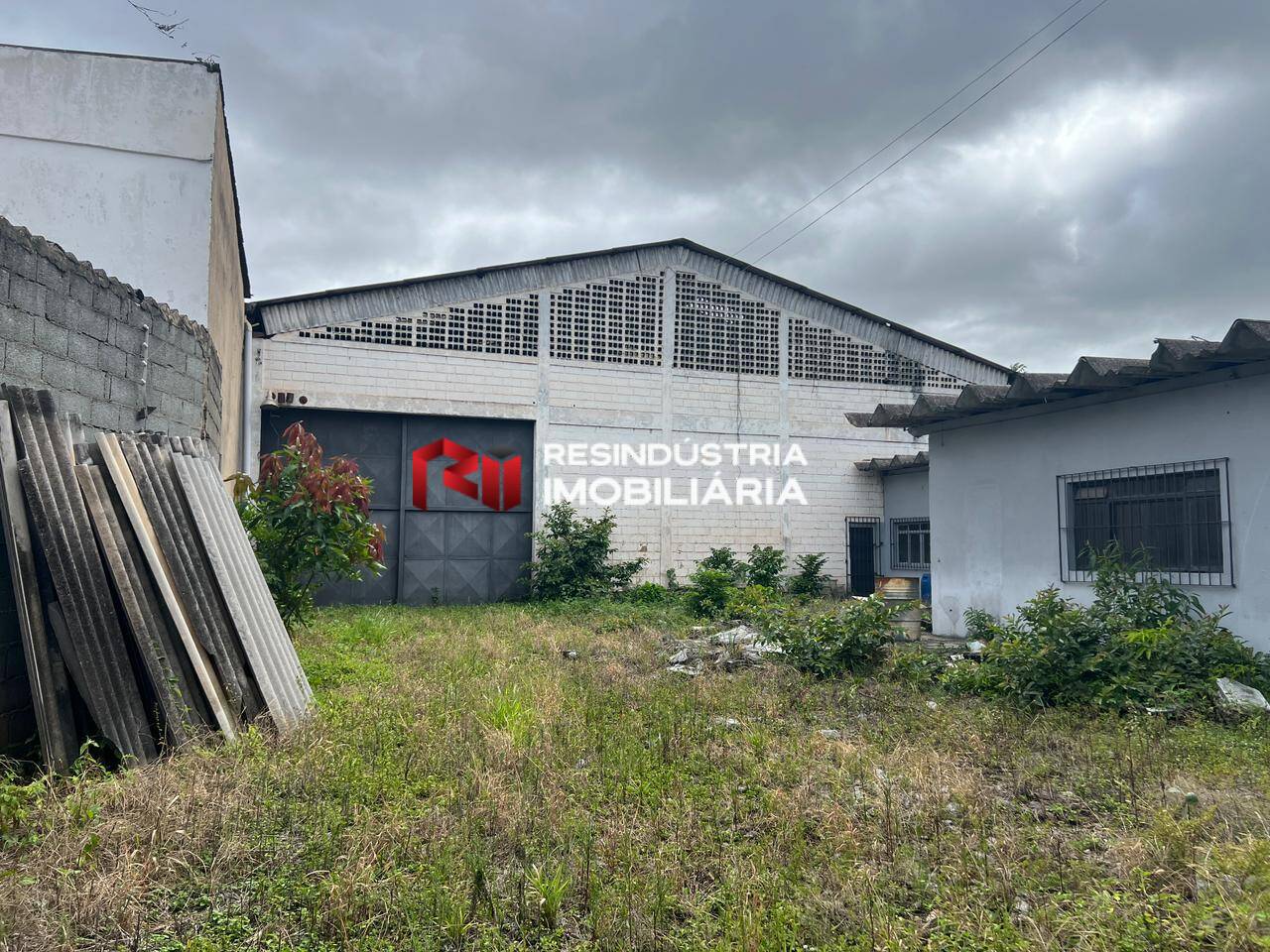 Depósito-Galpão-Armazém à venda, 1327m² - Foto 1