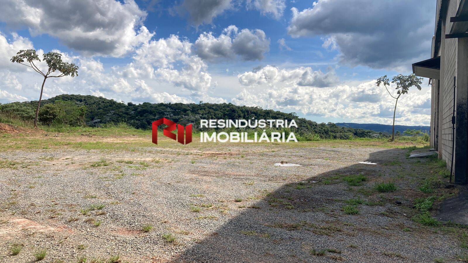 Depósito-Galpão-Armazém para alugar, 2300m² - Foto 5