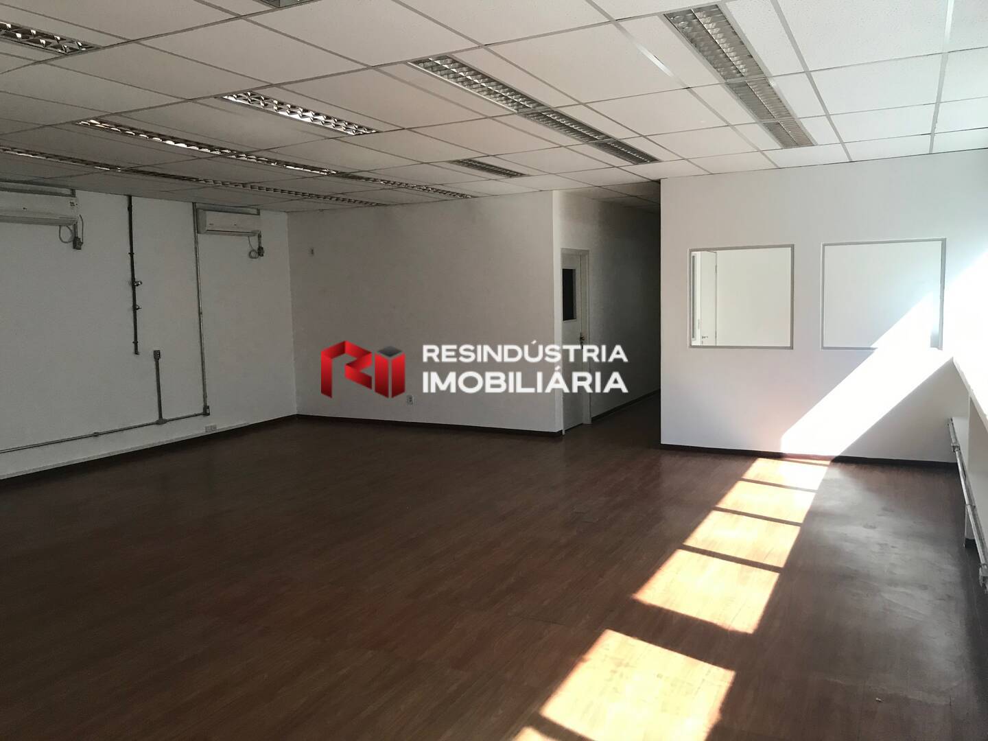 Depósito-Galpão-Armazém para alugar, 1500m² - Foto 12