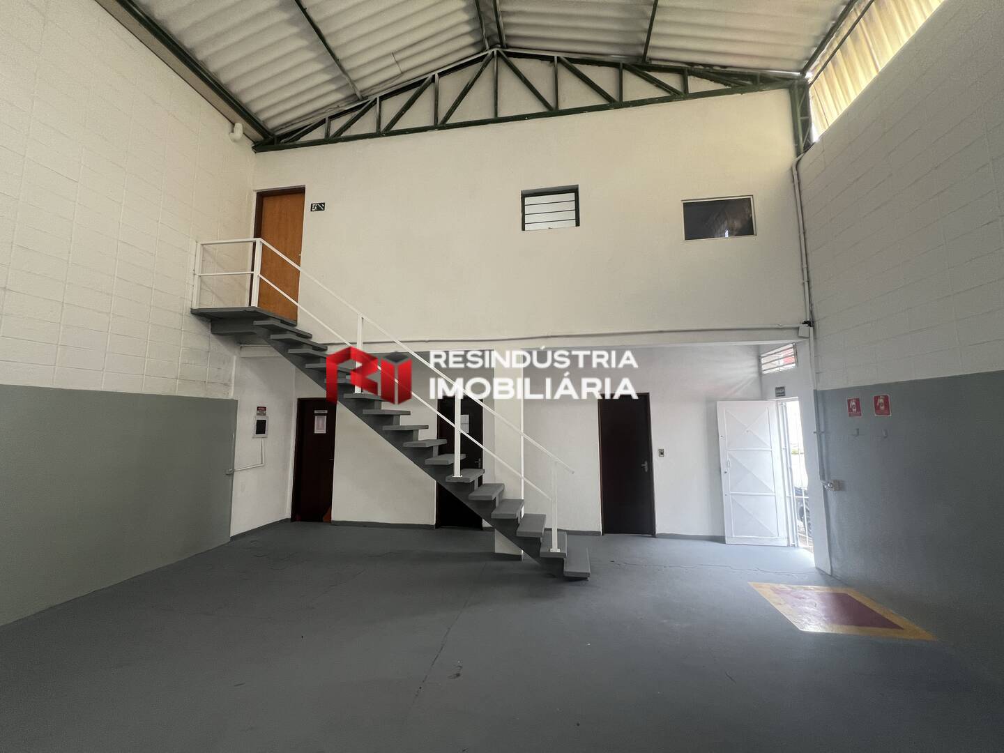 Depósito-Galpão-Armazém à venda, 400m² - Foto 19