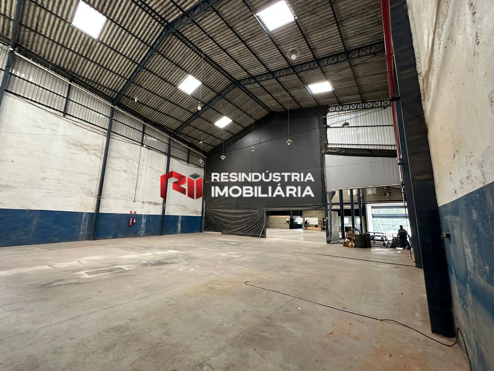 Depósito-Galpão-Armazém para alugar, 1358m² - Foto 12