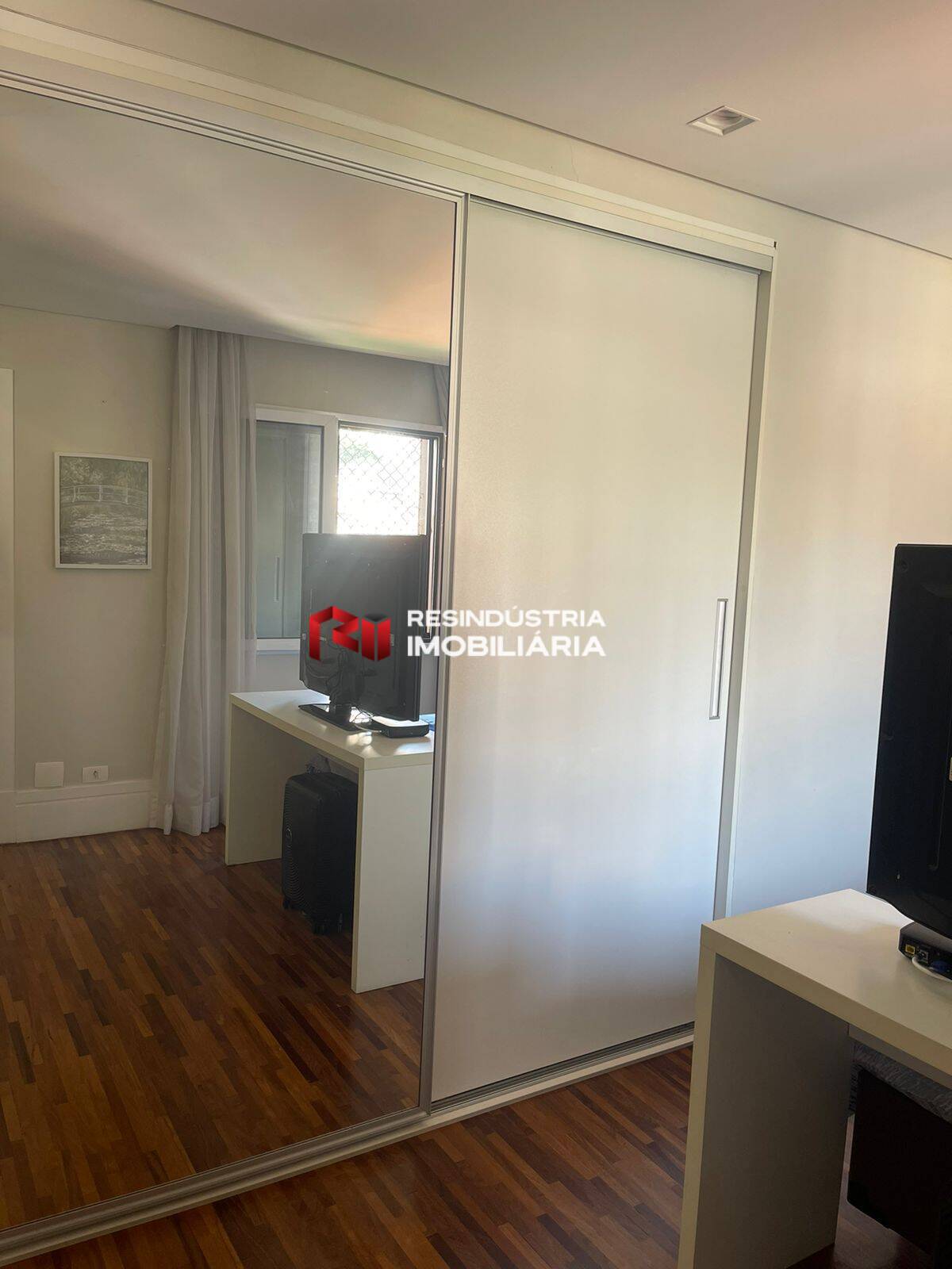 Apartamento à venda com 3 quartos, 107m² - Foto 26