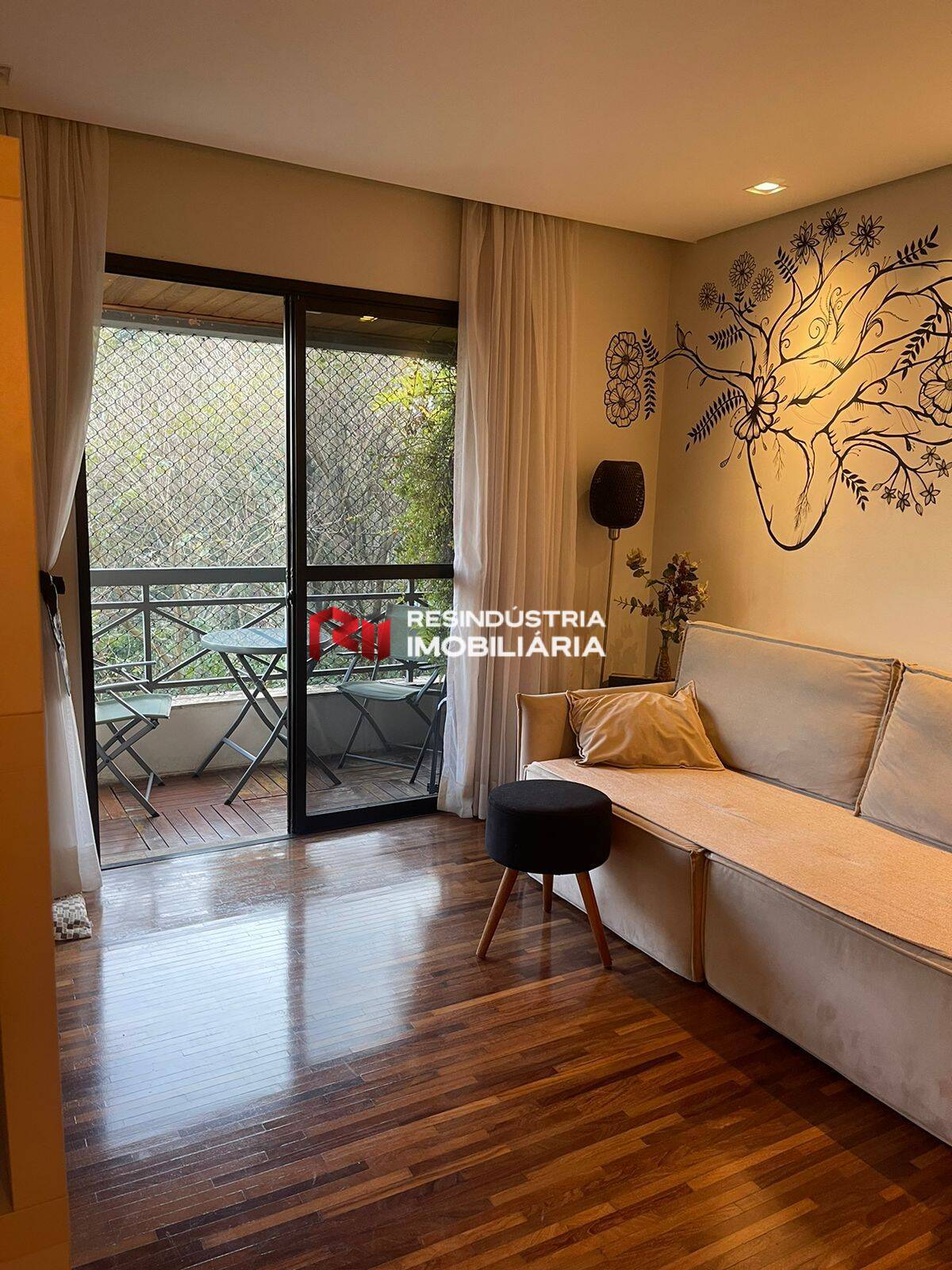 Apartamento à venda com 3 quartos, 107m² - Foto 16