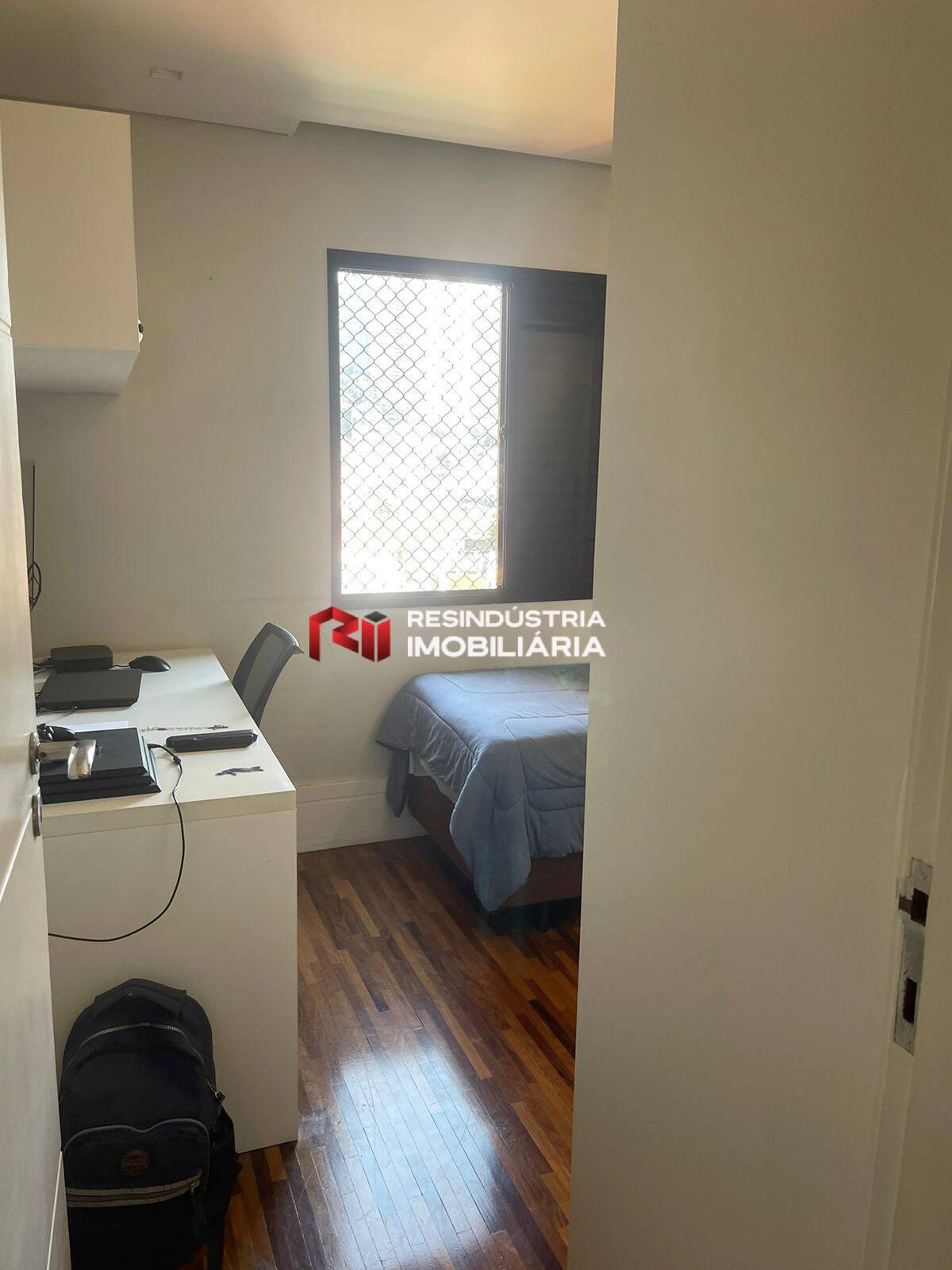 Apartamento à venda com 3 quartos, 107m² - Foto 5