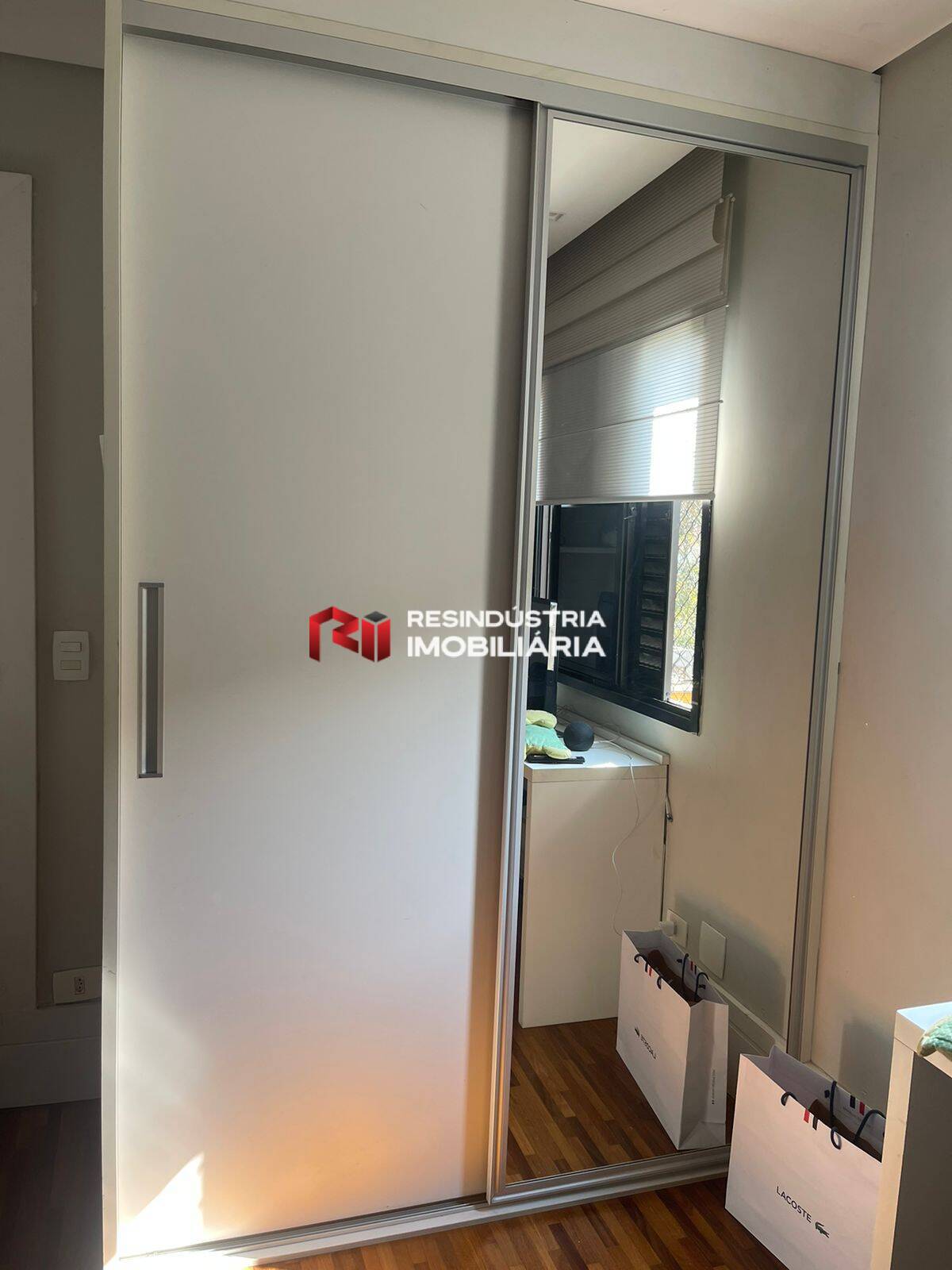 Apartamento à venda com 3 quartos, 107m² - Foto 6