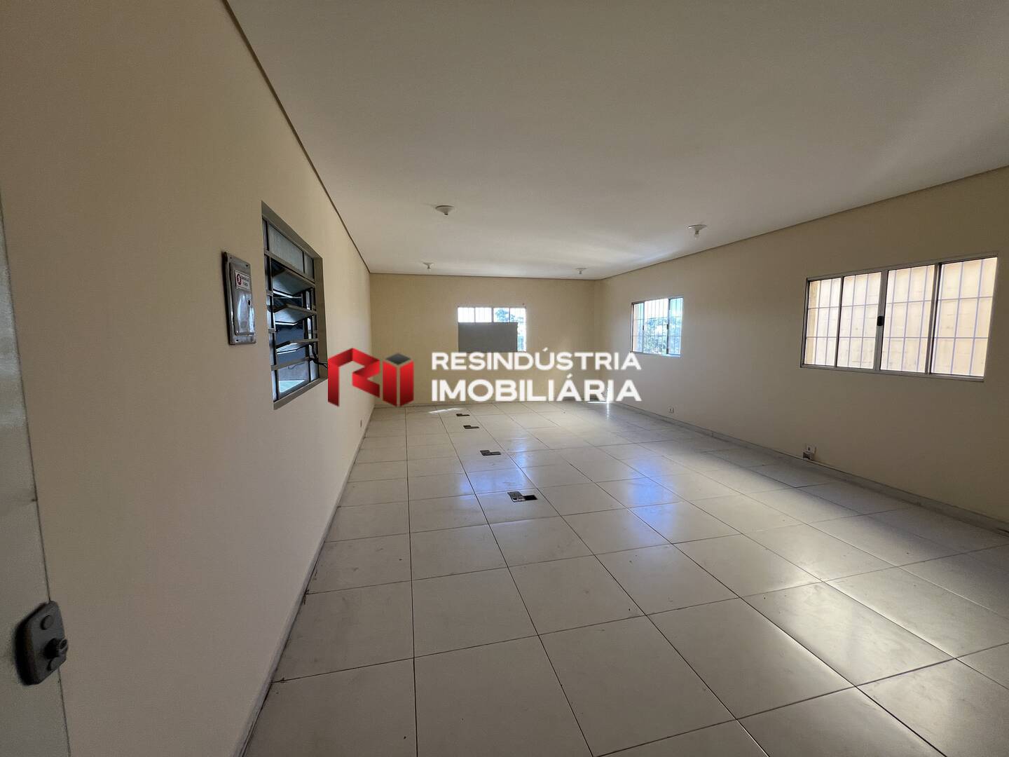 Depósito-Galpão-Armazém para alugar, 720m² - Foto 27