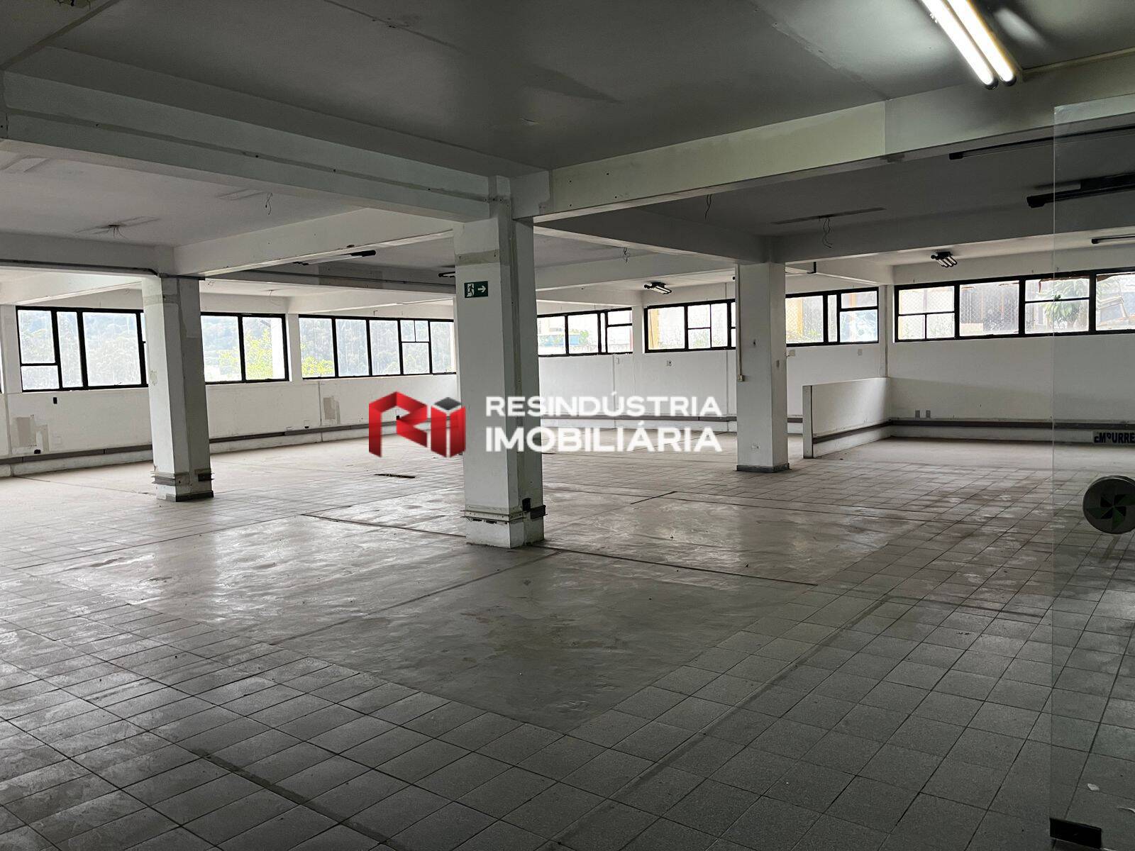 Depósito-Galpão-Armazém para alugar, 4035m² - Foto 5