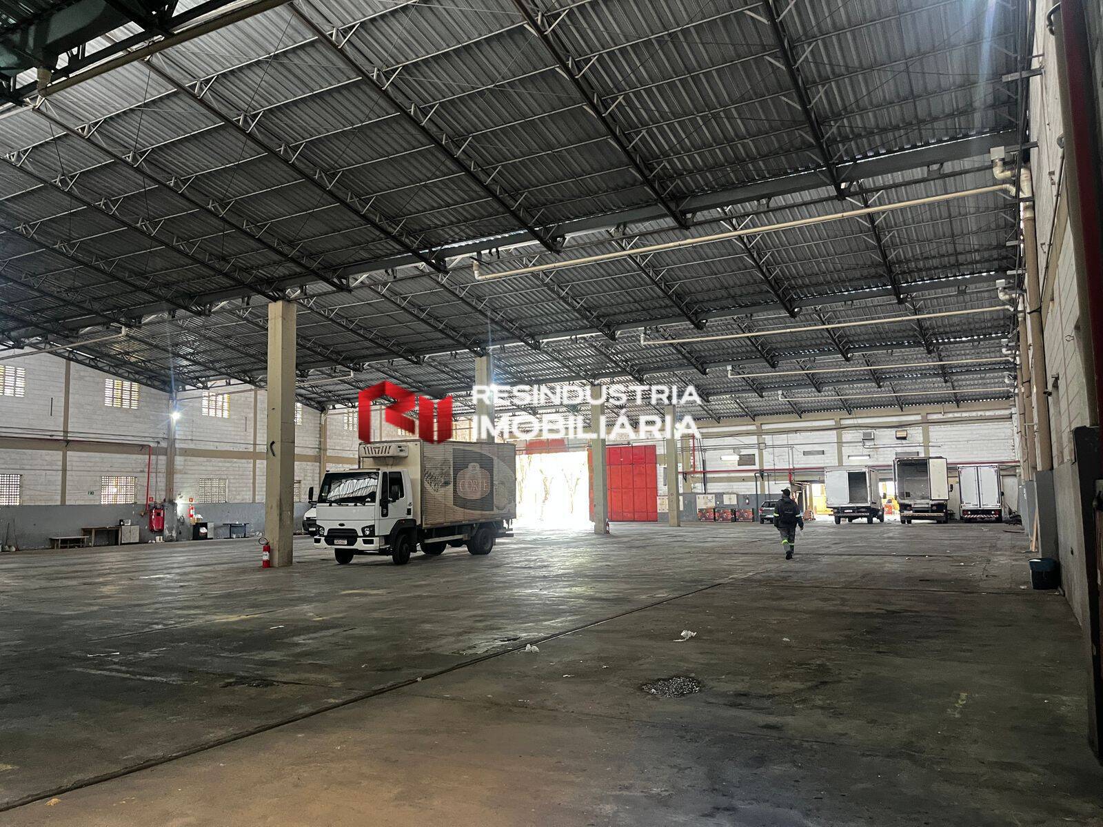 Depósito-Galpão-Armazém para alugar, 4035m² - Foto 8