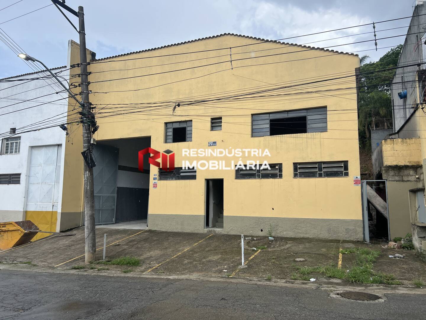 Depósito-Galpão-Armazém para alugar, 700m² - Foto 3