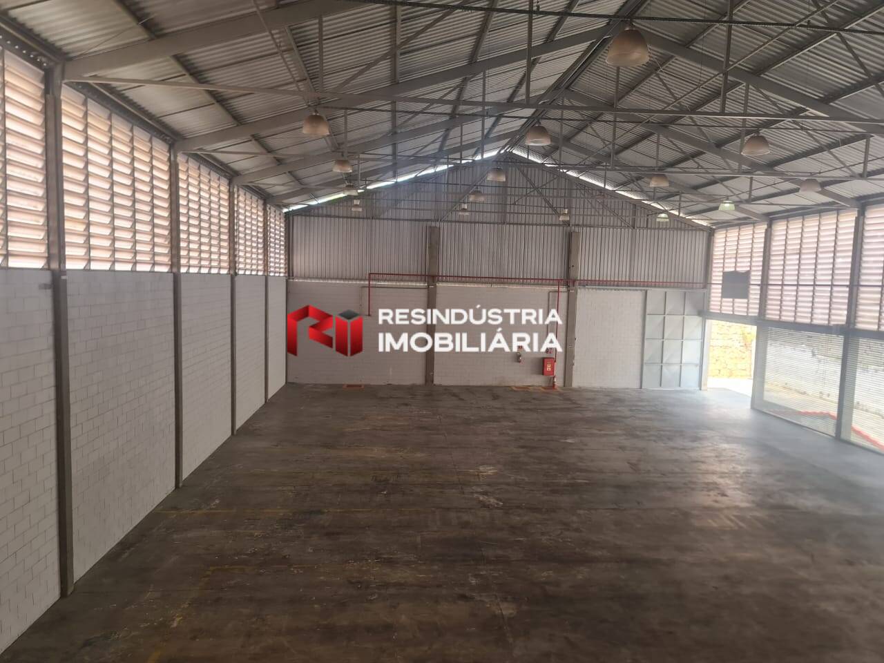 Depósito-Galpão-Armazém para alugar, 1050m² - Foto 7