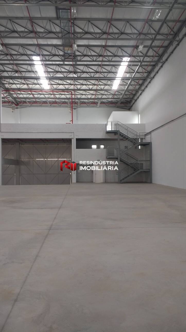 Depósito-Galpão-Armazém para alugar, 1100m² - Foto 18