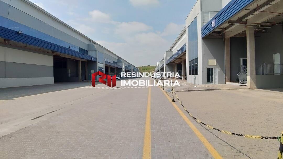 Depósito-Galpão-Armazém para alugar, 2369m² - Foto 7