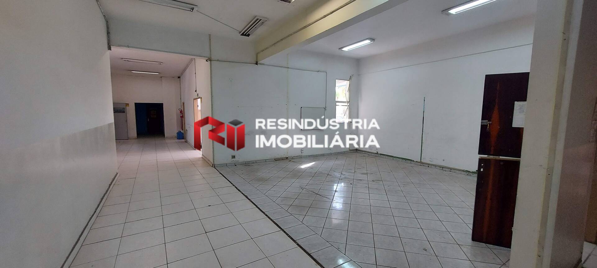 Prédio Inteiro para alugar, 2500m² - Foto 12