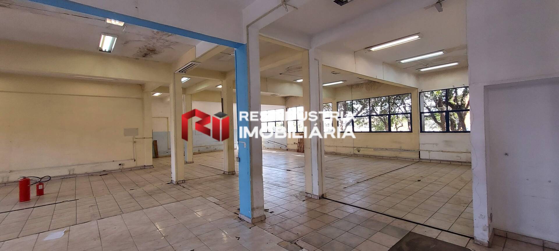 Prédio Inteiro para alugar, 2500m² - Foto 16