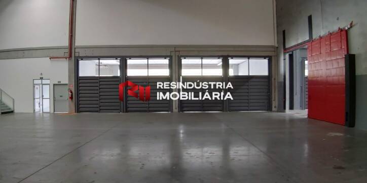 Depósito-Galpão-Armazém para alugar, 1761m² - Foto 10