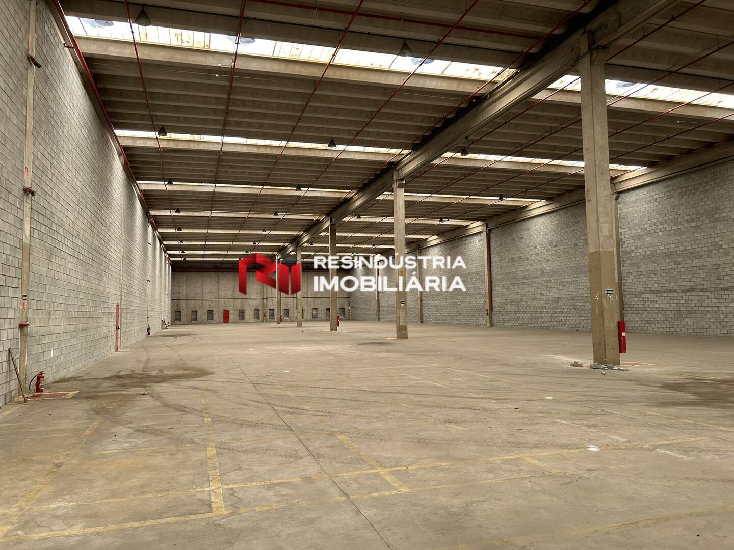 Depósito-Galpão-Armazém para alugar, 13000m² - Foto 21